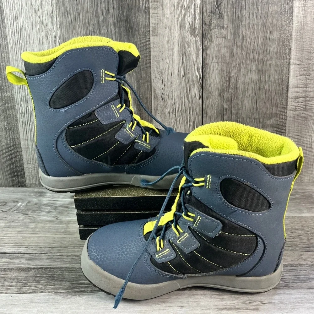 Merrell snow quest